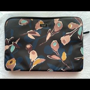 Kate Spade New York Laptop Sleeve - Floral Print